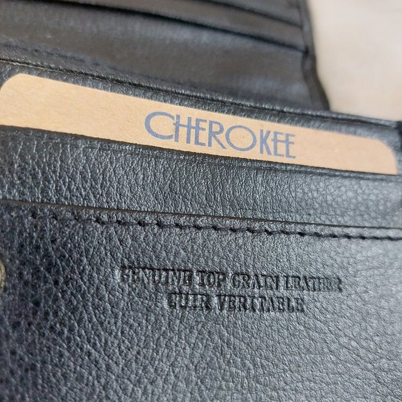 Cherokee Women's Black Genuine Grain Top Leather Long Wallet - Picture 3 of 11